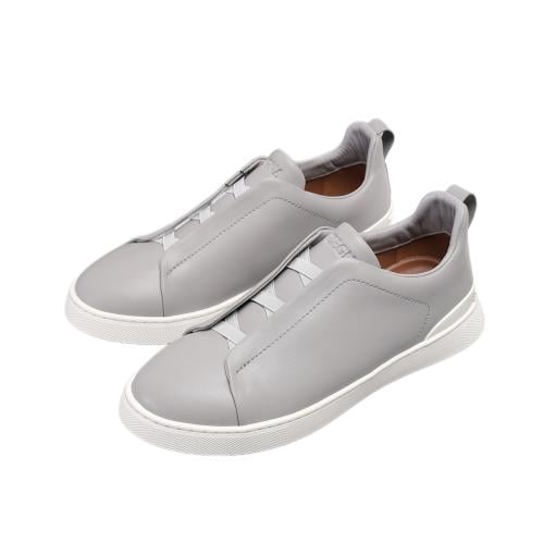 حذاء زينيا تربل ستيتش رصاصي