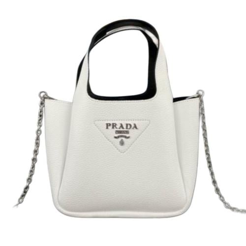 شنطة برادا ابيض