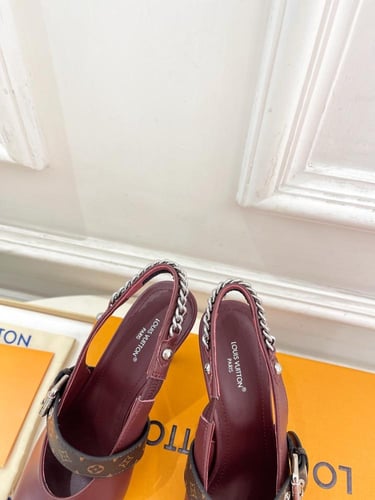 لويس فيتون كعب عالي عنابي فخم