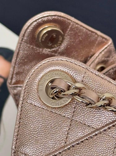 شنطة تشانيل نحاسي ميتاليك