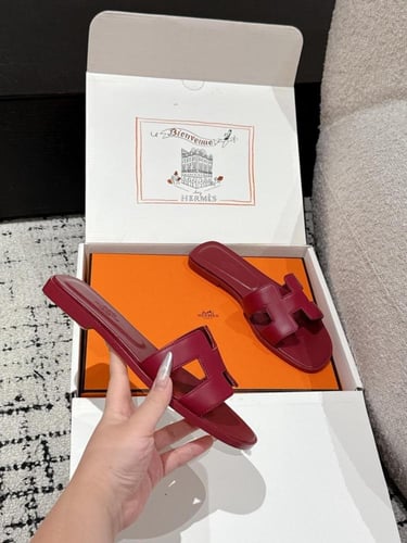 ايرميز صندل عنابي فخم