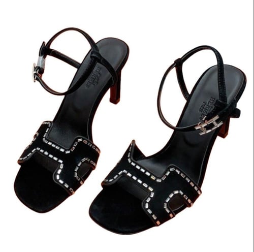 ايرميز كعب عالي اسود أنيق