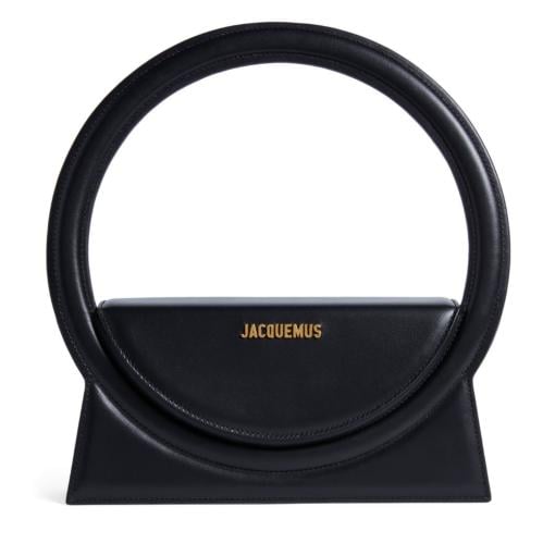 شنطة جاكومس اسود مع شعار ذهبي