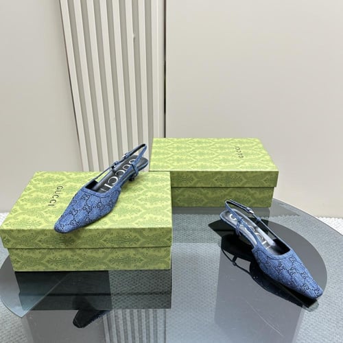 قوتشي كعب عالي كحلي