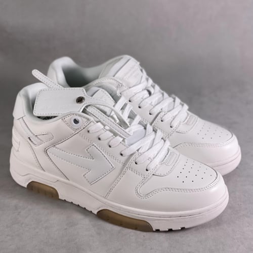 اوف وايت - سنيكر ابيض فخم