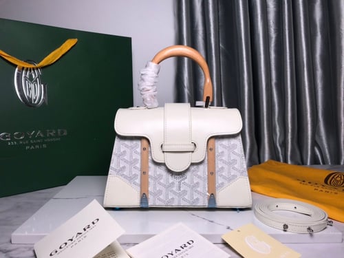 شنطة قويارد ابيض