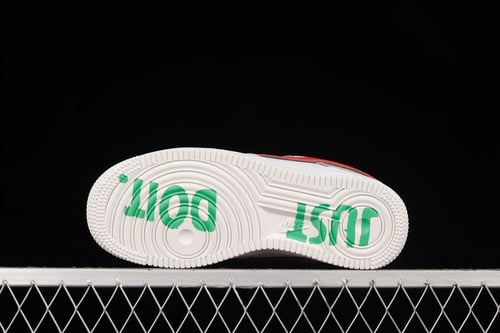 نايكي اير فورس أبيض و احمر