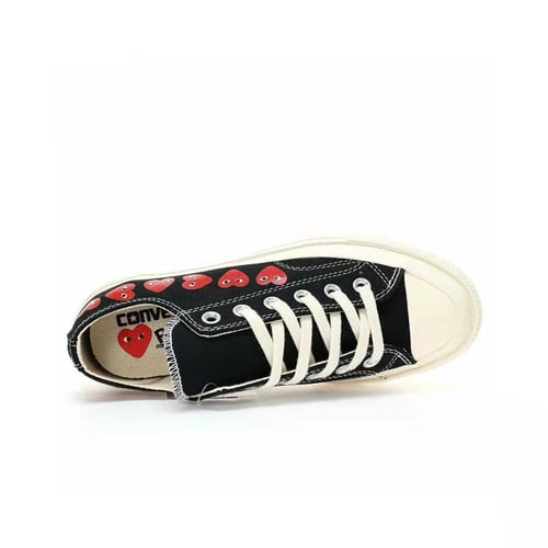 كونفرس أسود أنيق