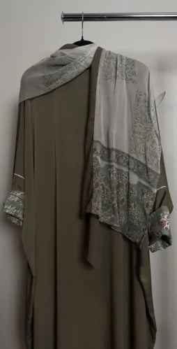 INDIAN SILK ABAYA