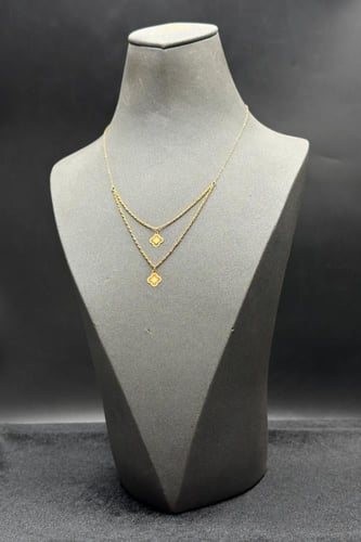 عقد دورين مجدول مع وردة ذهب صافي عيار 21 وزن من 0....