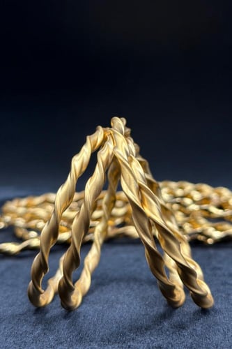 بناجر ذهب صافي بتصميم امواج عيار 21 وزن من 5.9 الى...