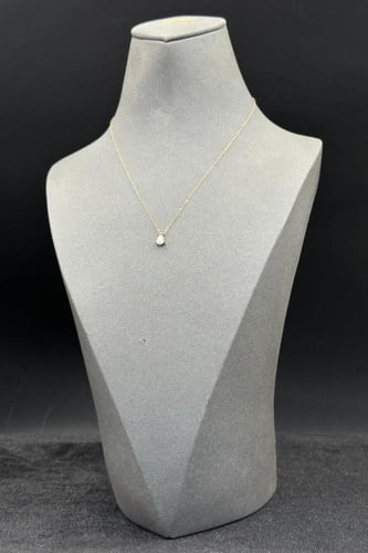 سلسال ذهب عيار 18 جوهرة بتصميم الماس وزن من 0.5 ال...