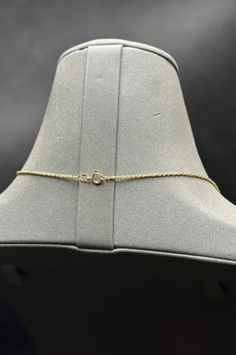 عقد مجدول مع مكرونة ذهب صافي عيار 18 وزن 1.9 جرام