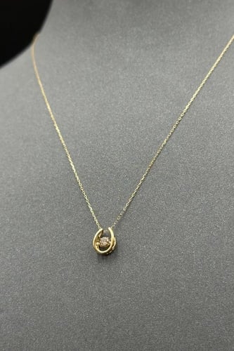 عقد الماس وزن الذهب : 0.76 جرام وزن الألماس : 0.08...