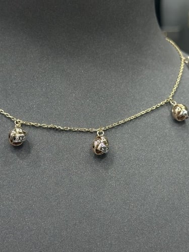 تشوكر ذهب عيار 18 بتصميم حلقات ايطالي وزن من 4.9 ا...