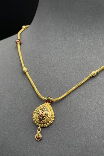 عقد ذهب تصميم هندي عيار 21 وزن 11.5 جرام