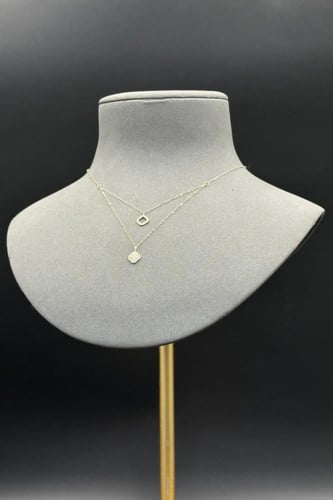 عقد وردة مفرغ دورين ذهب تصميم الماس عيار 18 وزن 0....