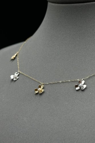 تشوكر وردات ذهب تصميم الماس