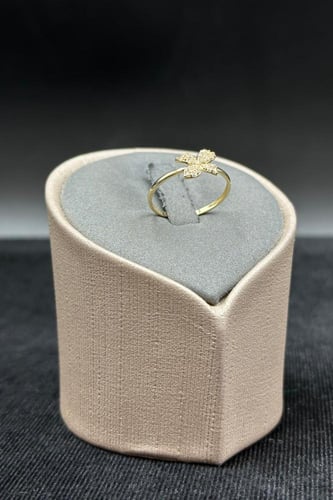 خاتم ذهب ناعم عيار 18 تصميم وردة الماسي انيق وزن 0...