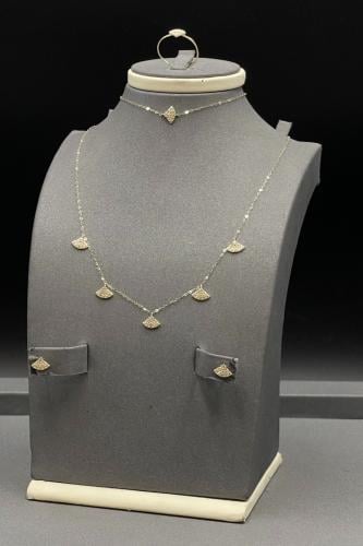 طقم جواهر ذهب تصميم الماس