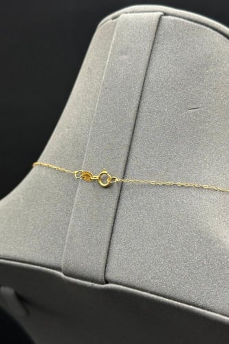 عقد فراشة ذهب صافي عيار 21 وزن 1.1 جرام