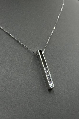 سلسال ذهب عيار 18 فصوص يتصميم الماس وزن من 2.3 الى...