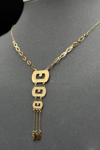 طقم ذهب صافي عيار 21 وزن من 2.6 الى 2.8 جرام