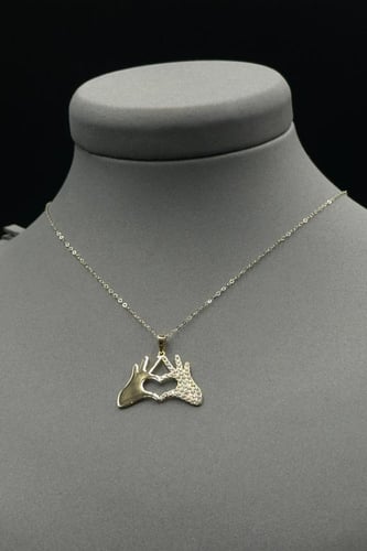 سلسال ذهب عيار 18 بشكل قلب بتصميم الماس وزن 2 جرام