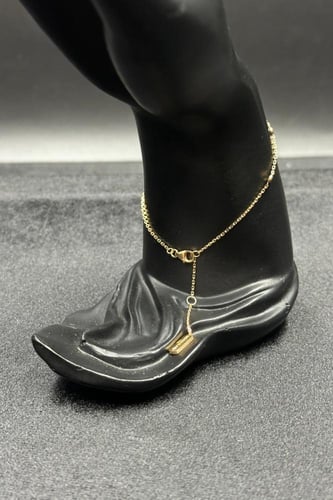 كف مستطيل ذهب تصميم الماس عيار 18 وزن 4.3 جرام