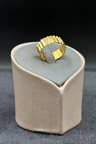 دبلة مرامي ذهب صافي عيار 21 وزن من 5.1 الى 6 جرام