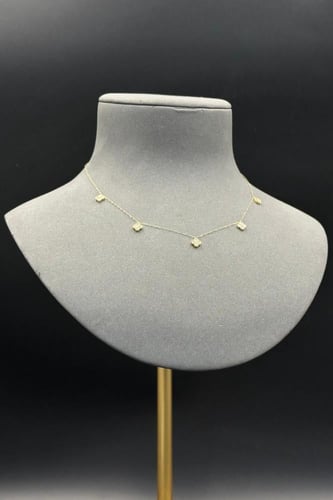 شوكر وردة ذهب تصميم الماس عيار 18 وزن 1.5 جرام