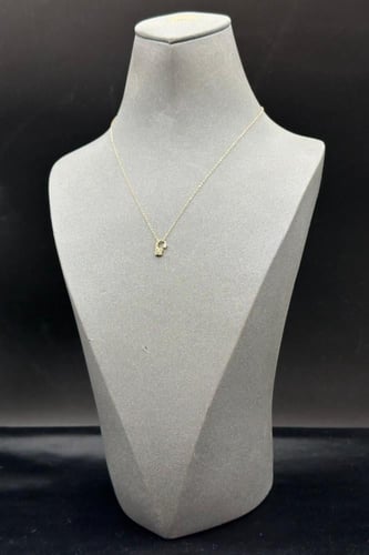 سلسال ذهب ناعم عيار 18 وردة بتصميم الماس وزن 0.6 ج...