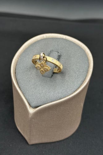 دبلة وردة ذهب تصميم الماس عيار 18 وزن من 3.1 الى 3...