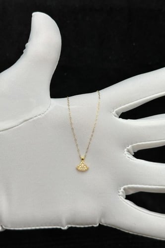 سلسال ذهب عيار ٢١ مثلث تصميم الماس وزن 0.7 جرام