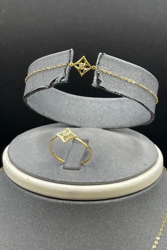 طقم معين فص واحد ذهب تصميم الماس عيار 21