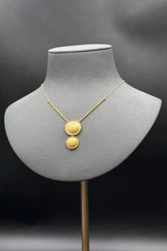 Gold necklace 21k with a delicate design 2.8-2.9 g