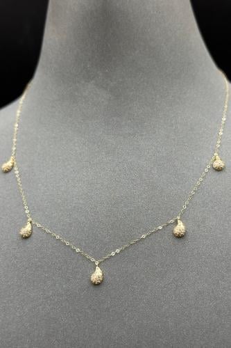 تشوكر ذهب عيار 18 دمعات بتصميم الماس وزن 1.5 جرام