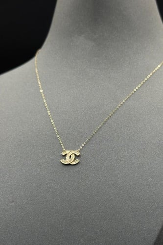 عقد ذهب صافي عيار 18 وزن 0.8 جرام