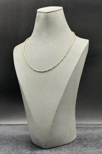 عقد مع اسوارة ذهب صافي ايطالي عيار 18 وزن 9.9 جرام