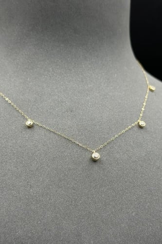 تشوكر سولتيرات ذهب تصميم الماس عيار 18 وزن 1 جرام