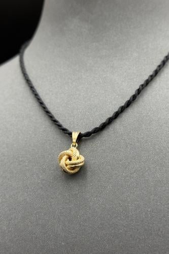 تعليقة سلسال ذهب عيار 18 بتصميم مكرونة وزن من 1 ال...