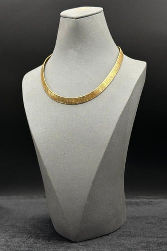 عقد ذهب عيار 18 حرير (حجم كبير) وزن 19.4 جرام