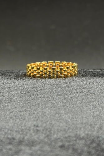 دبلة ذهب صافي عيار 21 وزن من 2.2 الى 2.5 جرام