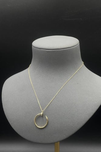 سلسلة ذهب عيار 18 مسمار بتصميم الماس وزن 4 جرام