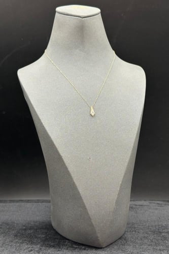 سلسال ذهب ناعم عيار 18 تصميم الماس وزن 0.6 الى 0.7...