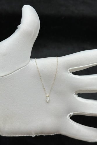 عقد ذهب تصميم الماس عيار 18 وزن 0.4 جرام