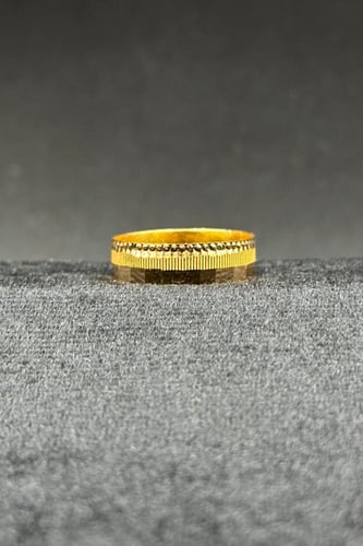 دبلة ذهب صافي عيار 21 وزن من 1.4 الى 1.5 جرام