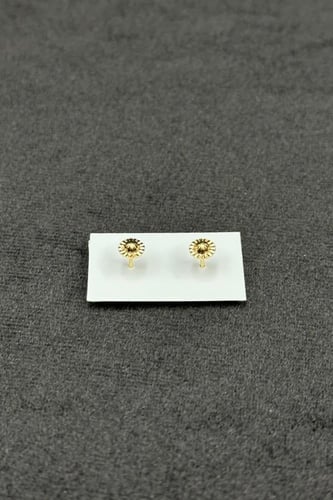 حلق طبي مستطيل ذهب صافي عيار 18