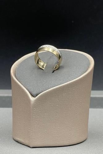 دبلة ذهب صافي عيار 18 وزن من 2.6 الى 2.9 جرام