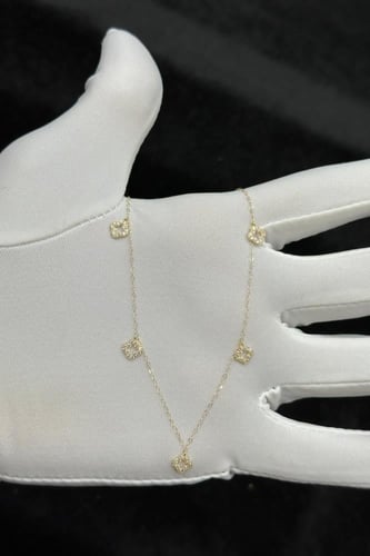 شوكر وردات مفرغ ذهب تصميم الماس عيار 18 وزن من 0.9...